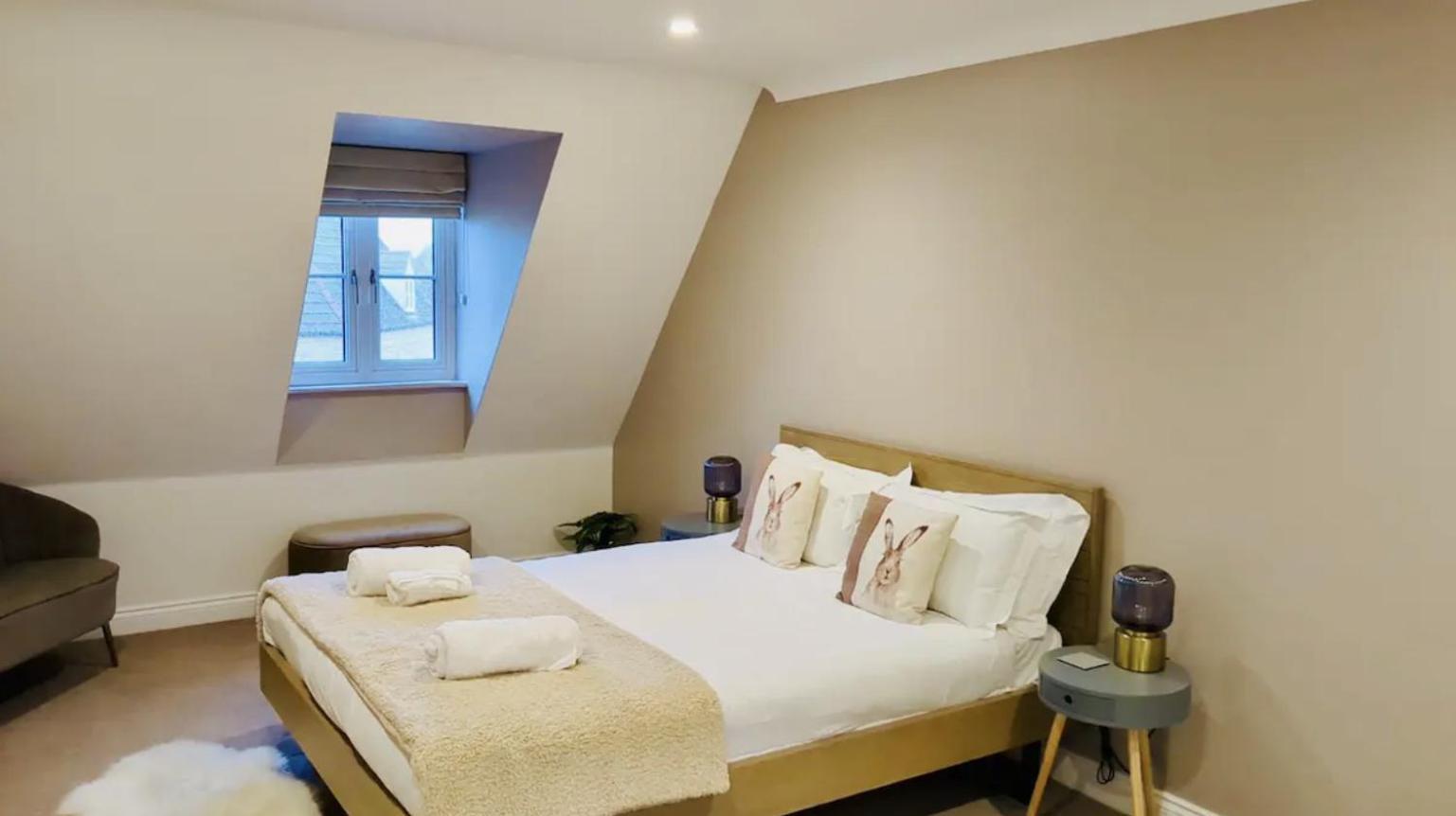 Modern Town House In Cotswolds - 3 Double Bedrooms Witney Ngoại thất bức ảnh